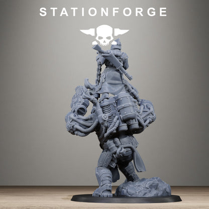 Scavenger Beast Controllers - 3 Figurines - Station Forge