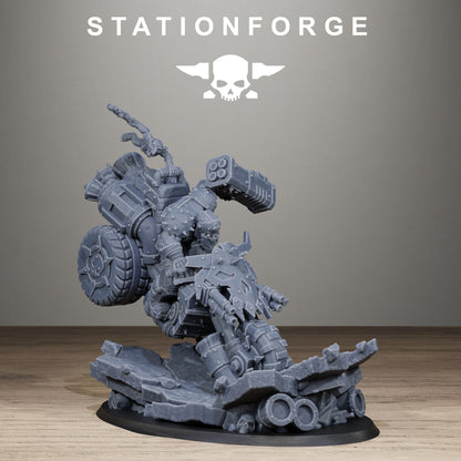 Orkaz Biker Boss - Figurine Station Forge