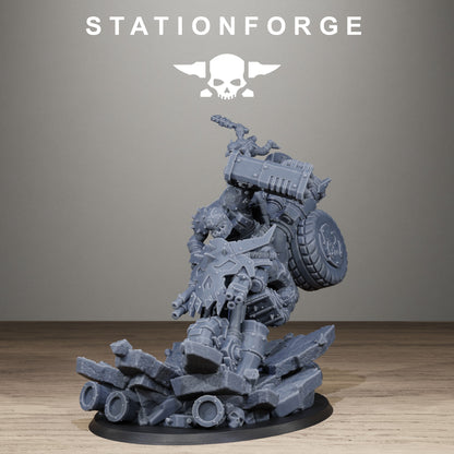 Orkaz Biker Boss - Figurine Station Forge