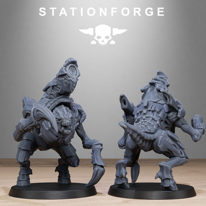 Xenarid Karnyxes - Station Forge